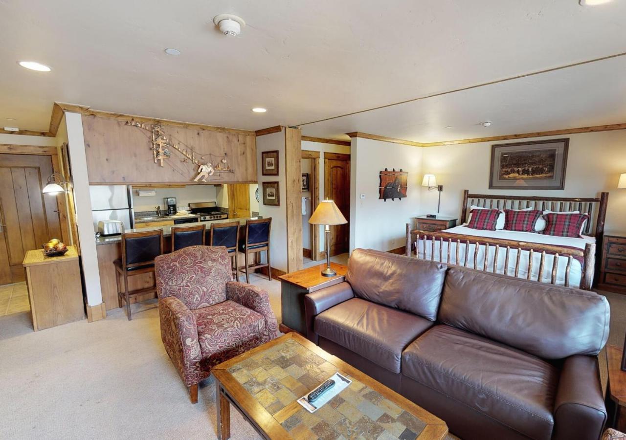 Manor Vail Lodge Екстериор снимка