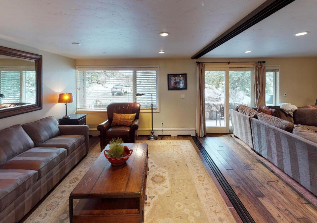 Manor Vail Lodge Екстериор снимка
